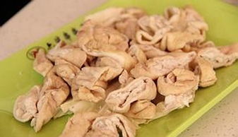 小洋婆串串香 最新餐飲產(chǎn)品展示與管理策略