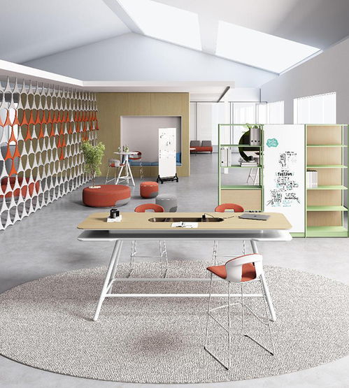 冠臣家具 創(chuàng)新引領(lǐng)鋼木家具的時(shí)尚先鋒